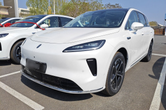 鸿蒙智行 尚界H5 2025款 增程 Pro