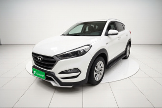 现代 途胜 2015款 1.6T 双离合两驱智能型