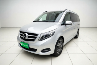 奔驰V级 2017款 V 260 L 尊贵加长版