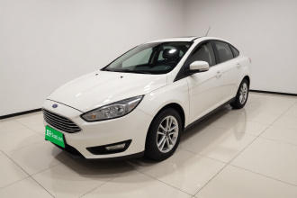 福特 福克斯 2017款 三厢 1.6L 自动风尚型智行版