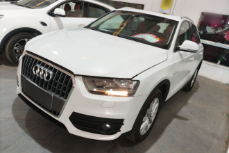 奥迪Q3 2013款 35 TFSI 进取型
