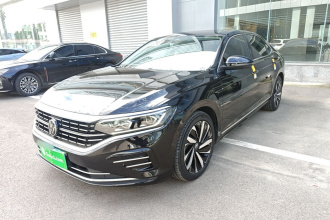 大众 帕萨特 2023款 改款 330TSI 豪华版