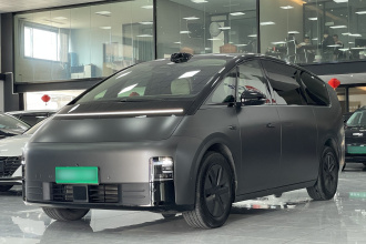 理想汽车 理想MEGA 2024款 Ultra