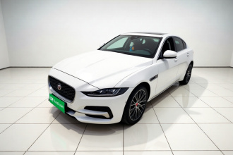 捷豹XEL 2020款 2.0T 200PS S进取优雅版
