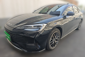 比亚迪 海豹 2024款 荣耀版 DM-i 1.5L 121km 尊贵型