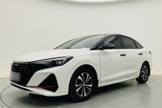 长安 逸动 2022款 PLUS 蓝鲸NE 1.4T GDI DCT尊贵版