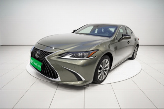 雷克萨斯ES 2022款 300h 卓越版