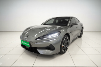 腾势Z9GT 2024款 1100四驱Ultra首发版