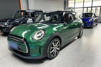 MINI 2022款 改款 1.5T COOPER 艺术家