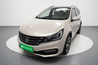 宝骏310W 2017款 1.5L 手动时尚型 国VI