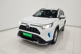 丰田 RAV4荣放 2020款 2.0L CVT四驱风尚PLUS版