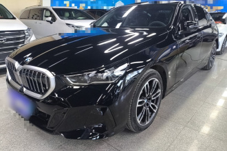 宝马5系 2025款 530Li 领先型 M运动套装