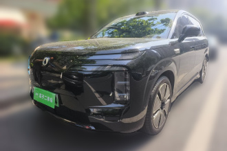 腾势N8L 2025款 旗舰型