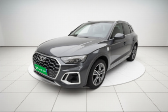 奥迪Q5L 2021款 40 TFSI 时尚动感型
