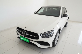 奔驰GLC轿跑 2021款 GLC 260 4MATIC 轿跑SUV