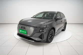 奥迪Q5 e-tron 2023款 40 e-tron 星耀型 机甲套装