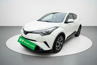 丰田C-HR 2018款 2.0L 领先天窗版 国V