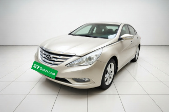现代 索纳塔 2011款 2.0L 自动豪华版