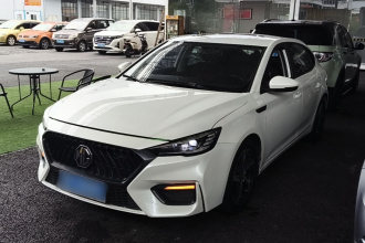 名爵 MG6 2020款 1.5T 自动领潮风尚版