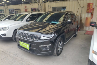 Jeep 指南者 2017款 200T 自动家享版