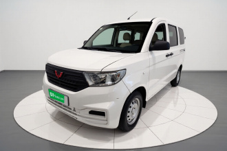 五菱汽车 五菱宏光V 2021款 1.5L劲取版LAR