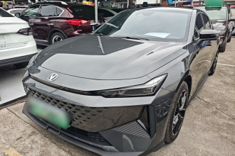 长安UNI-V 智电iDD 2024款 蓝鲸智电iDD 136km 智尊型