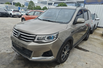 东风风行 风行SX6 2019款 1.6L 手动豪华型 国VI