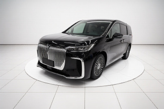 岚图汽车 岚图梦想家 2025款 PHEV 四驱旗舰乾崑版