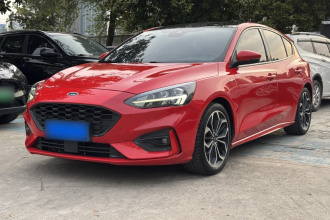 福特 福克斯 2020款 两厢 EcoBoost 180 自动ST Line