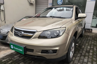 比亚迪S6 2014款 1.5TI 手动尊贵型 7座