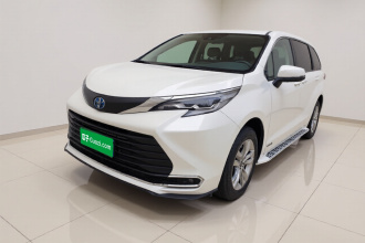 丰田 赛那SIENNA 2023款 2.5L混动 舒适版