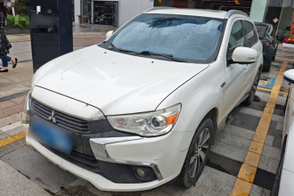 三菱 劲炫ASX 2018款 2.0L CVT两驱尊享版