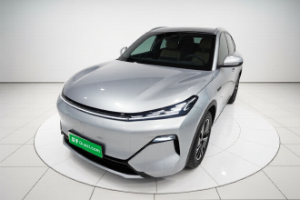 吉利银河 银河星舰7 EM-i 2025款 120km 启航+版