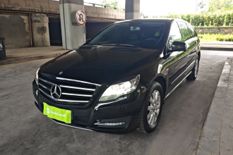 奔驰R级 2017款 R 320 4MATIC 商务型臻藏版