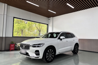 沃尔沃XC60 2025款 B5 四驱智远豪华版