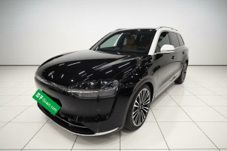 鸿蒙智行 问界M9 2024款 增程 Ultra版 42kWh 6座版