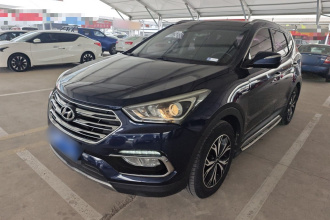 现代 胜达 2017款 2.0T 自动两驱智能型 7座