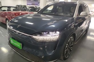 鸿蒙智行 问界M9 2024款 纯电 Ultra版 100kWh 6座版