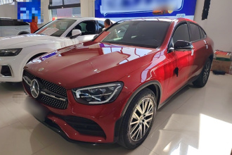 奔驰GLC轿跑 2023款 GLC 260 4MATIC 轿跑SUV