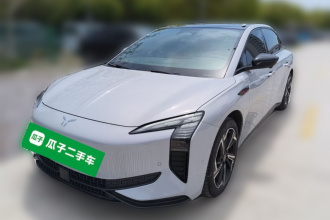 红旗EH7 2024款 760 Pro+ 四驱版