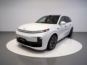 理想汽车 理想L8 2025款 Ultra 智能焕新版