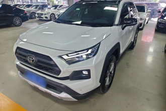 丰田 RAV4荣放 2024款 2.0L CVT四驱探险Plus版