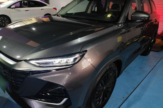 长安CS75 2026款 PRO 1.5T DCT 尊享型 7座