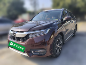 本田 冠道 2017款 370TURBO 四驱尊享版