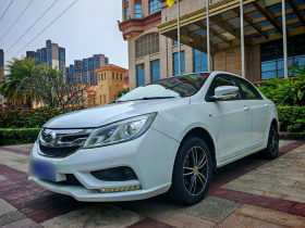 比亚迪 速锐 2016款 1.5L 手动精英型