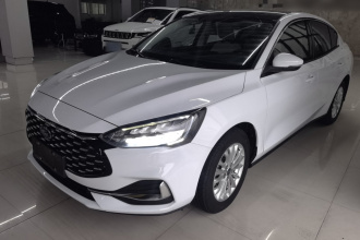 福特 福克斯 2021款 三厢 EcoBoost 180 自动锋潮型