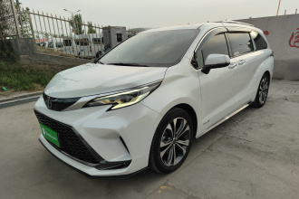 丰田 格瑞维亚 2022款 2.5L混动 旗舰版