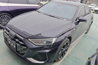 奥迪A3 2025款 A3L Limousine 35TFSI 飞驰尊享型