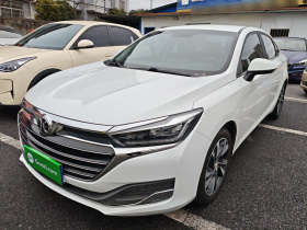 北京汽车 北京U7 2019款 1.5T 手动精英版 国V