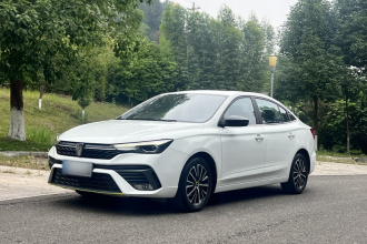 荣威i5 2021款 1.5L 手动钻石版